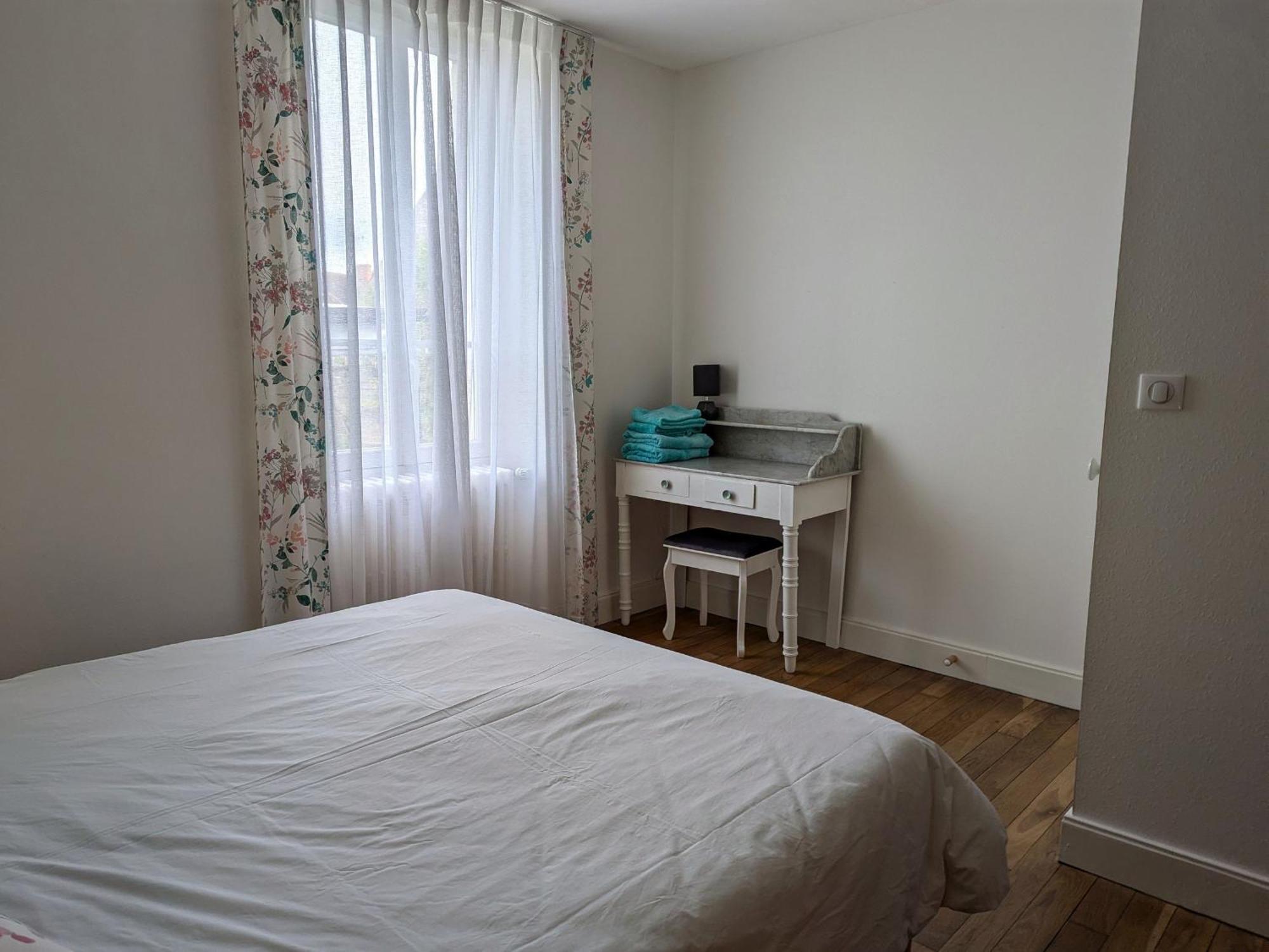 Gite Champetre A Mareau-Aux-Pres: Terrasse, Jardin, Et Confort Pour 6 Personnes - Fr-1-590-140 Экстерьер фото